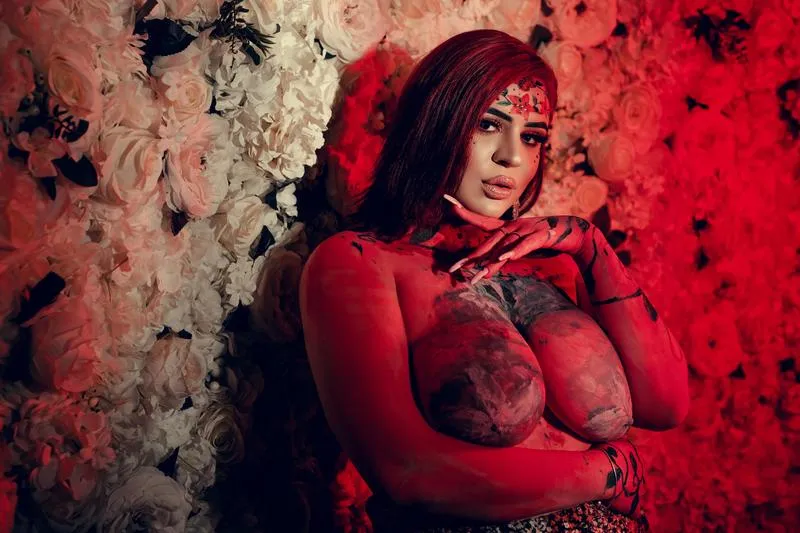 Live sex webcam photo for MiaRow #3068340