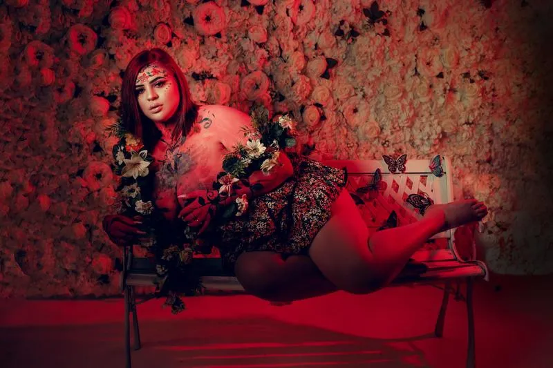 Live sex webcam photo for MiaRow #3068349