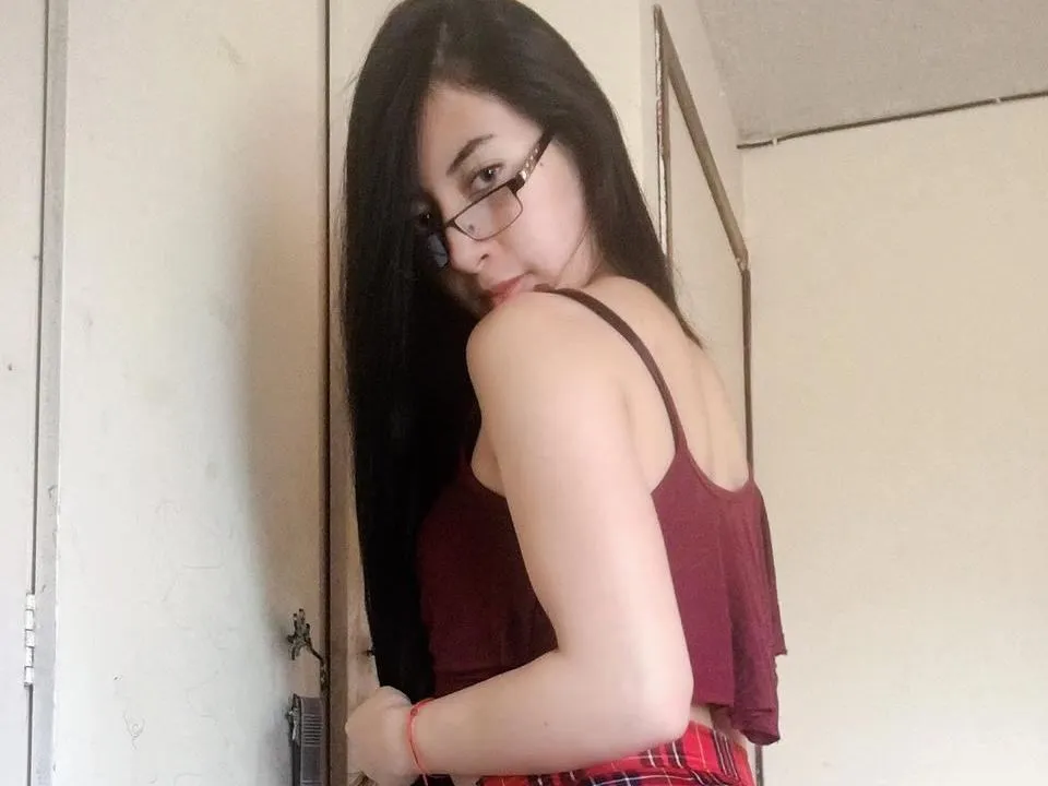 Live sex webcam photo for TiffanyFuentes #2433007