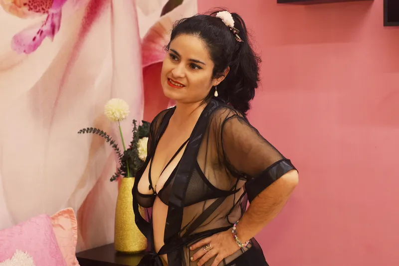 Live sex webcam photo for SaraBernard #4043208