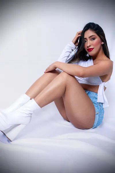 Live sex webcam photo for AntonelaPrada #3847890