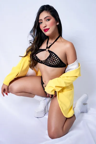 Live sex webcam photo for AntonelaPrada #3847895