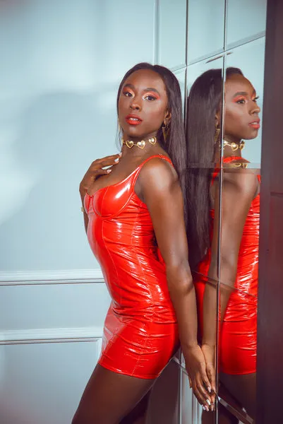 Live sex webcam photo for LizaPatrick #2389433