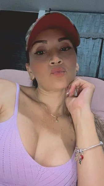 Live sex webcam photo for sherifmilf #3606775