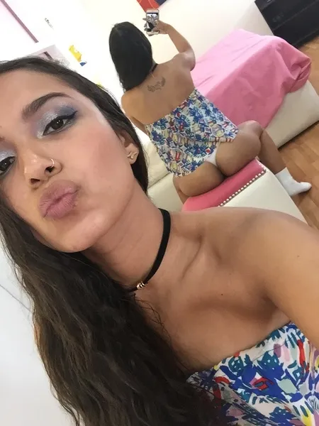 Live sex webcam photo for KeylaDavis #2439242