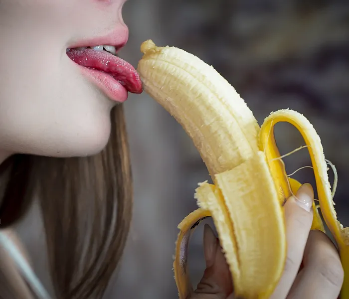 Live sex webcam photo for LolaSwanson #2460795