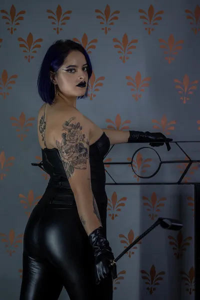 Live sex webcam photo for AliceDrack #3212596