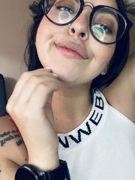 Live sex webcam photo for samirainbow #2418617