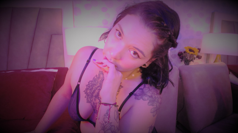 Live sex webcam photo for KimmBradley #5857845