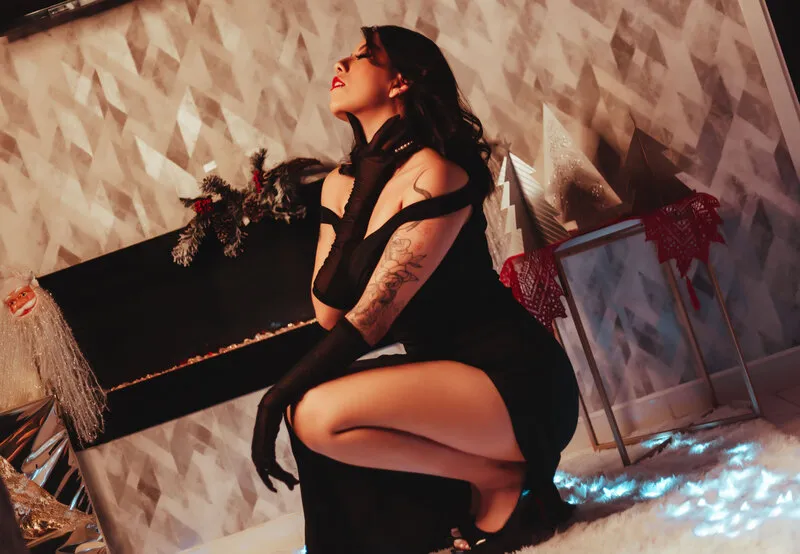 Live sex webcam photo for CloheBlum #6071737