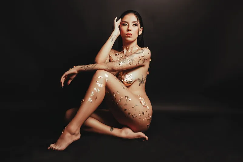 Live sex webcam photo for CloheBlum #6071802