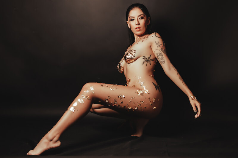 Live sex webcam photo for CloheBlum #6071777