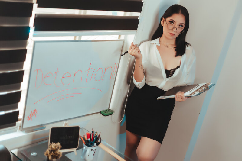 Live sex webcam photo for CloheBlum #6071653