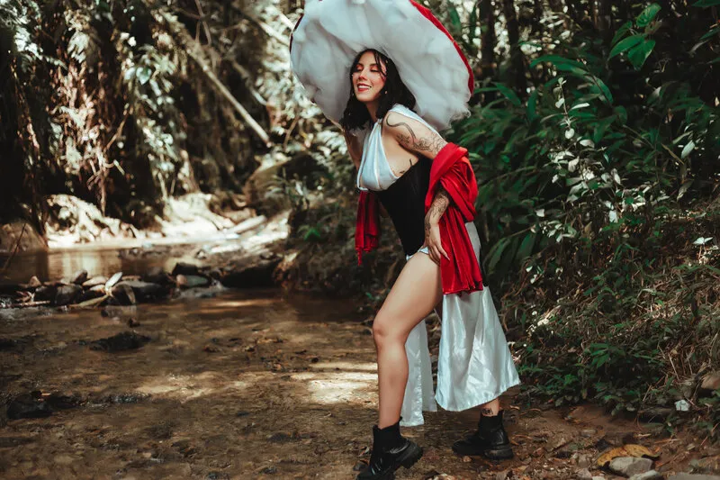 Live sex webcam photo for CloheBlum #5872944