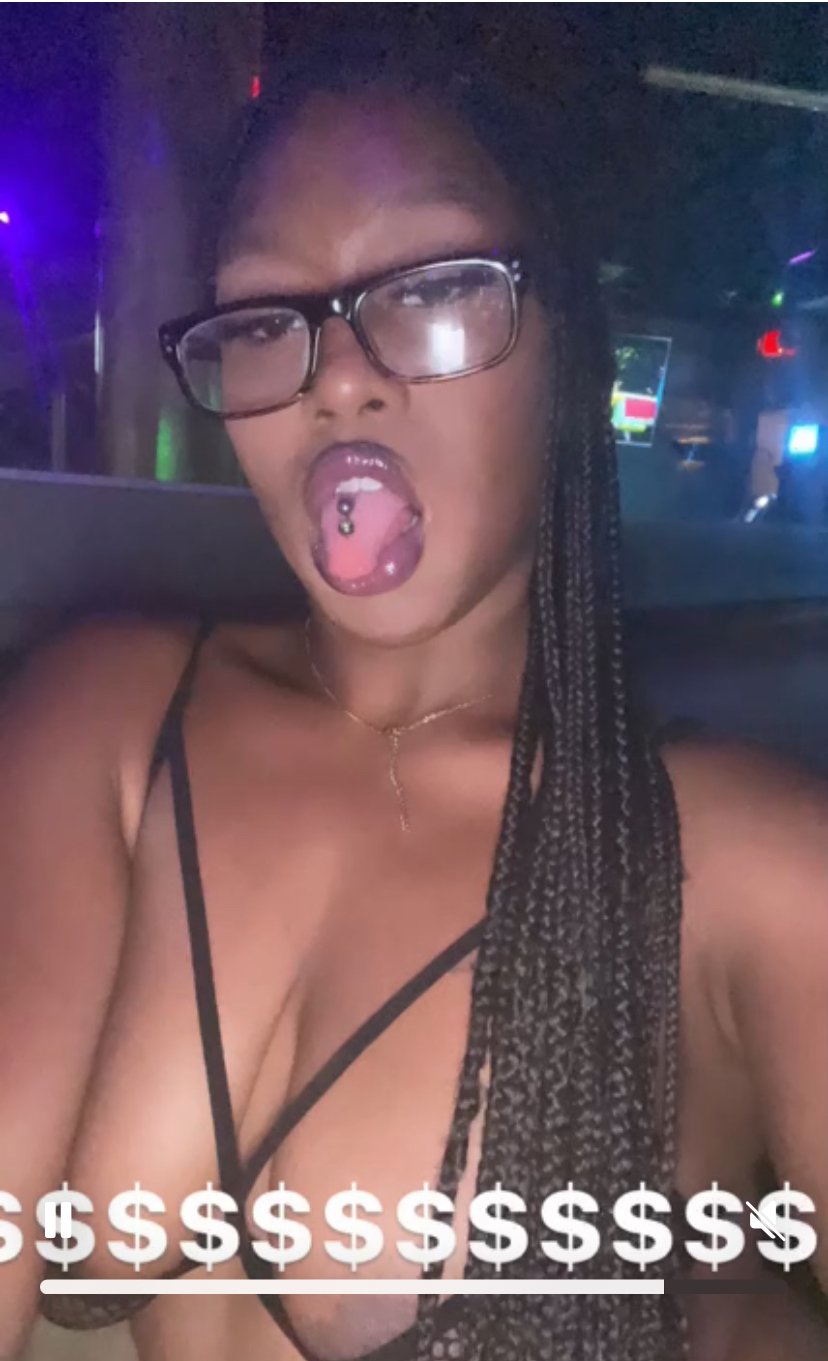 Live sex webcam photo for YanaGalore #7293777