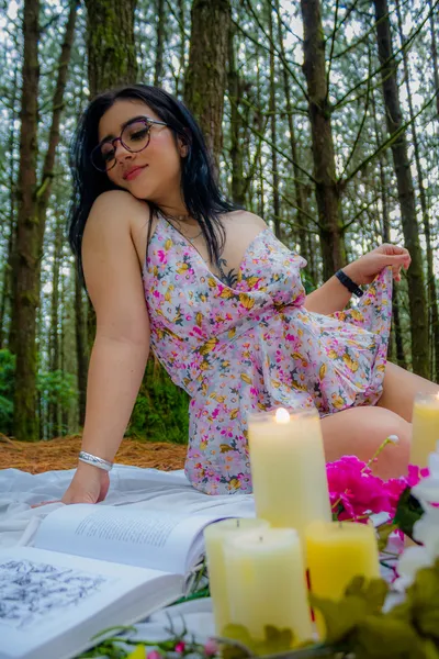 Live sex webcam photo for IsaLoveer #3410016