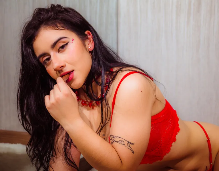 Live sex webcam photo for IsaLoveer #3012221