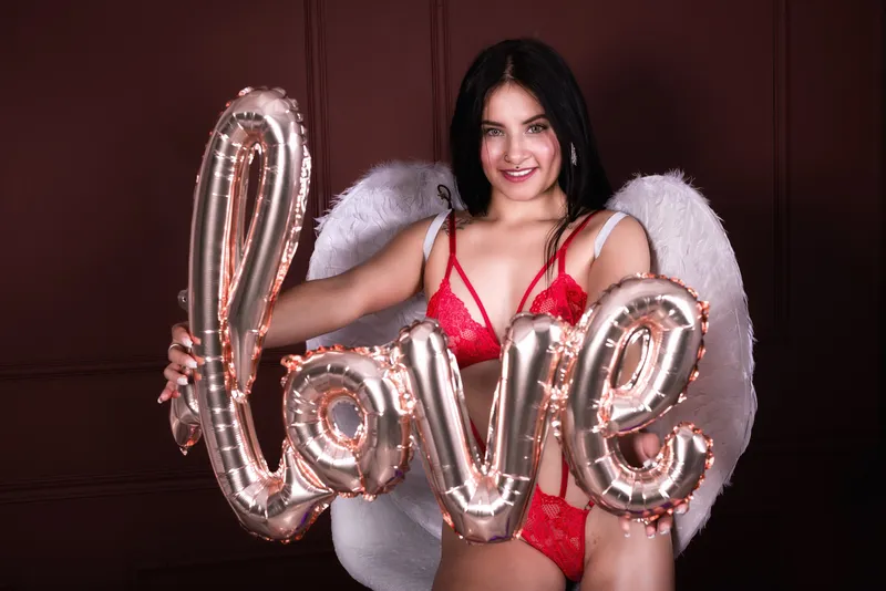 Live sex webcam photo for StormiHart #2977205