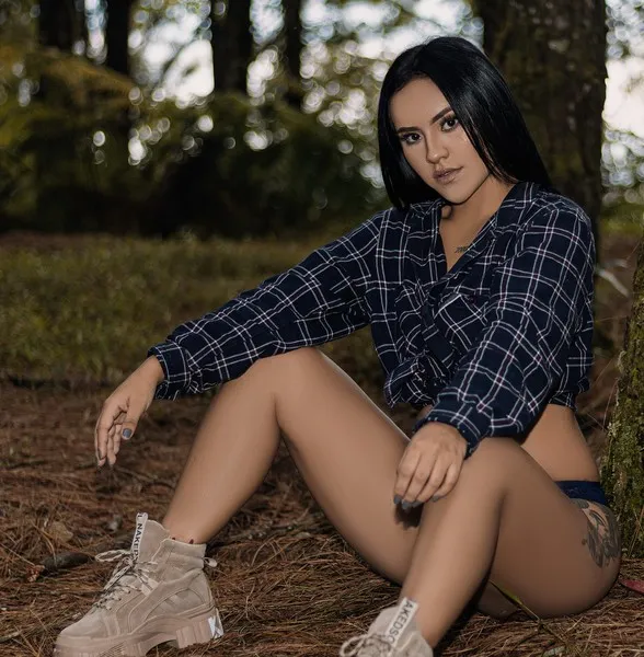 Live sex webcam photo for HanaLove #2421374