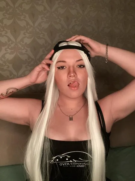 Live sex webcam photo for kellypruf #2445238