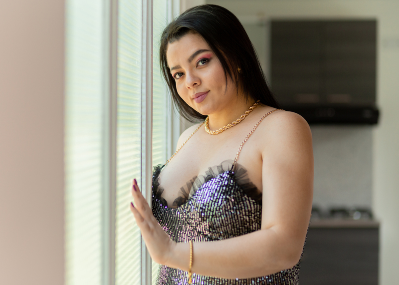 Live sex webcam photo for LunaMartinn #2463965