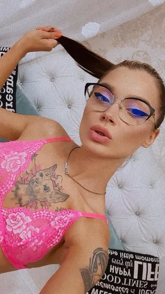 Live sex webcam photo for KatyaBond #2546470