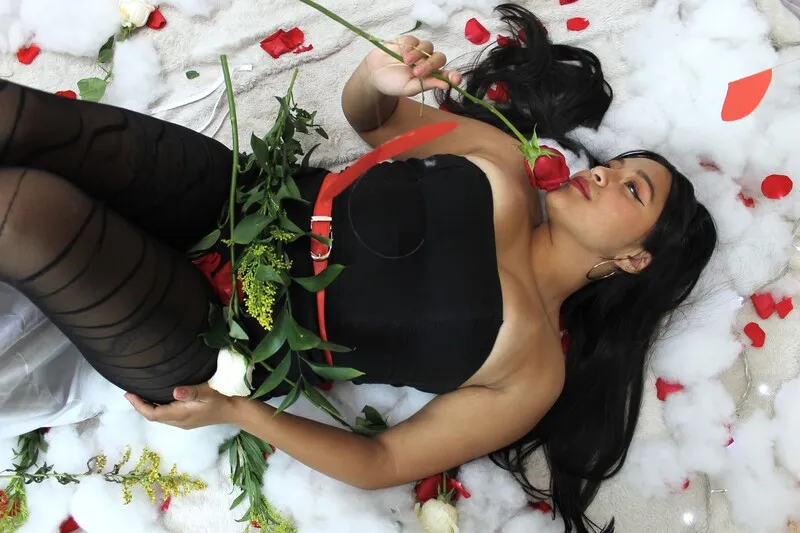 Live sex webcam photo for MarianaVargas #6138723