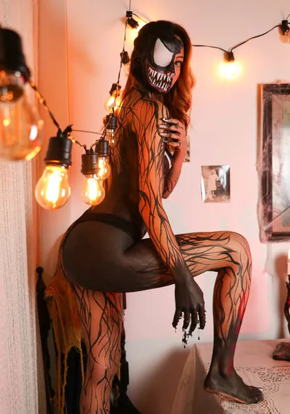 Live sex webcam photo for MeganScot #2675025