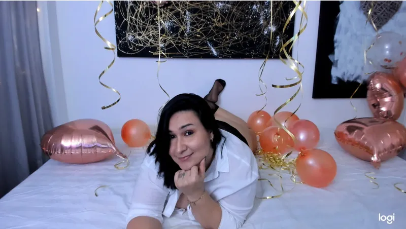 Live sex webcam photo for KarlaLee #5449999