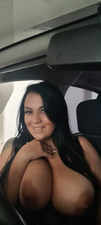 Live sex webcam photo for LeanneVega #7303708