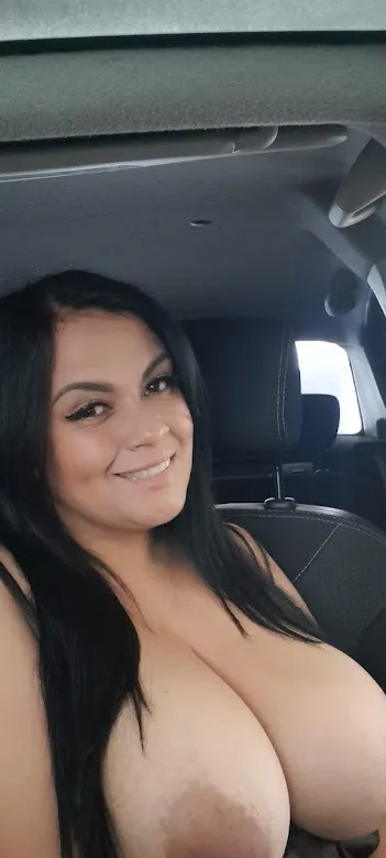 Live sex webcam photo for LeanneVega #7303712