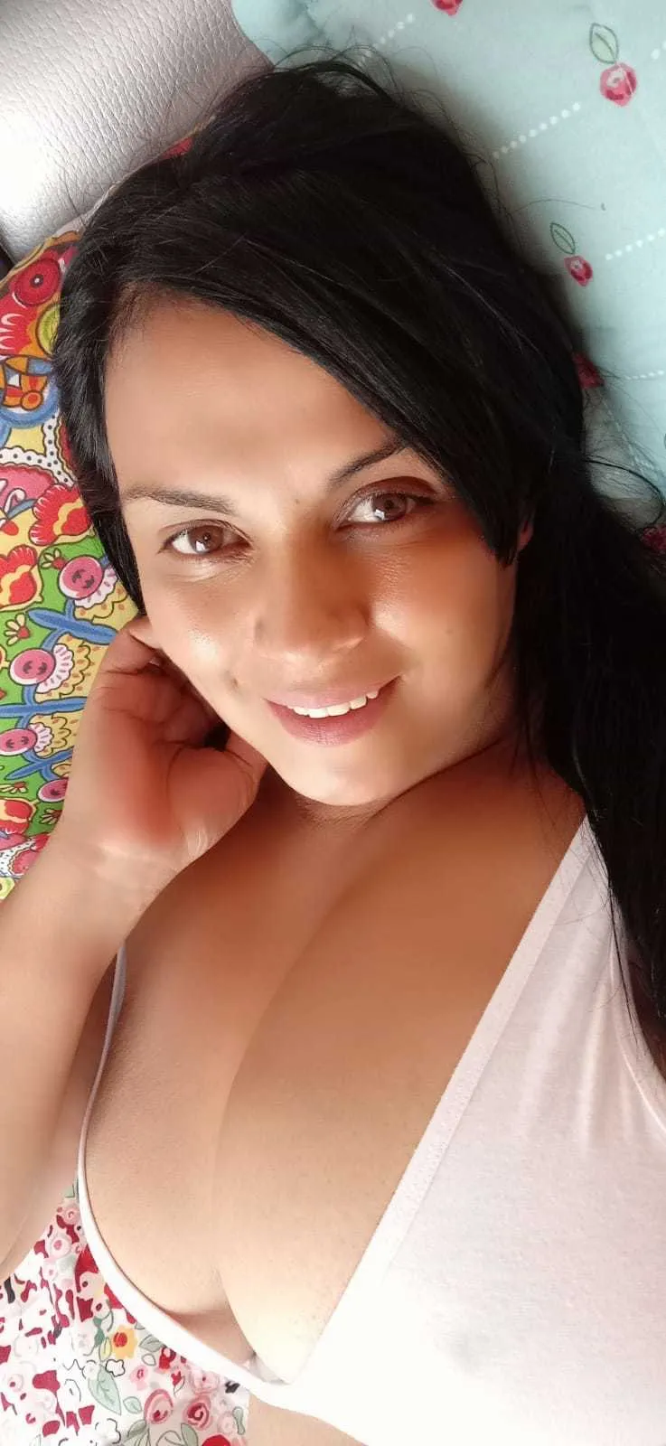 Live sex webcam photo for LeanneVega #7303700