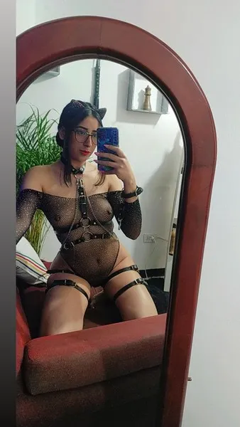 Live sex webcam photo for kitty_ashley #6042537