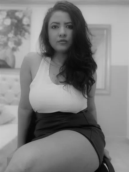 Live sex webcam photo for HannaWithe #2497566