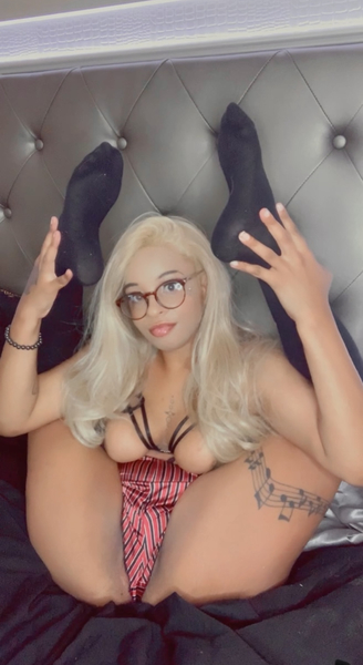 Live sex webcam photo for IsabelleMariee #2739659