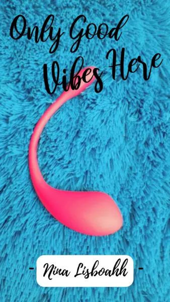 Live sex webcam photo for NinaLisboahh #2915345