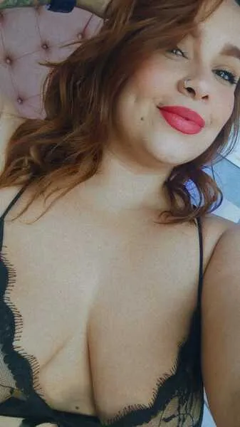 Live sex webcam photo for NinaLisboahh #4173005