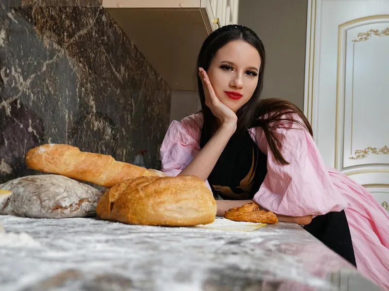 Live sex webcam photo for ValerieDyson #2745307