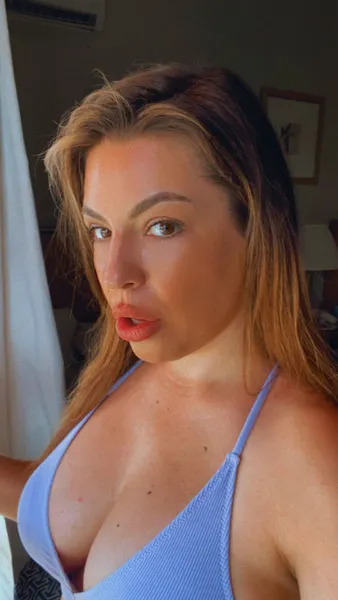 Live sex webcam photo for EmmyJames69 #2456162