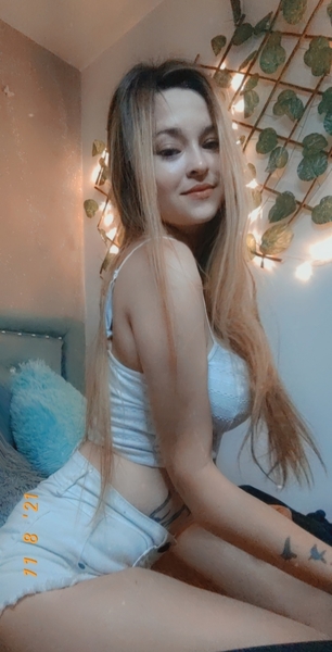 Live sex webcam photo for NIKOLHOTSQUIRT #2495195