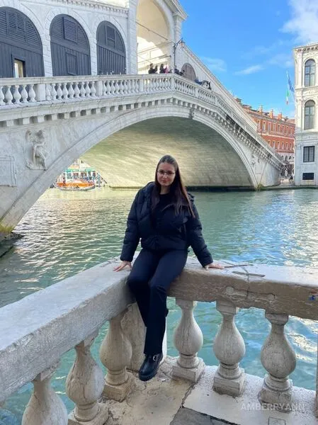 Live sex webcam photo for AmberRyan #6089912