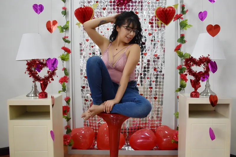 Live sex webcam photo for SophiaTomsons #3009175