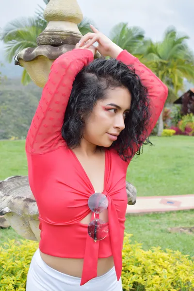 Live sex webcam photo for SophiaTomsons #2631512