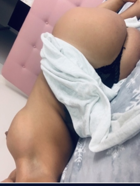 Live sex webcam photo for KAITLYINN #2752366