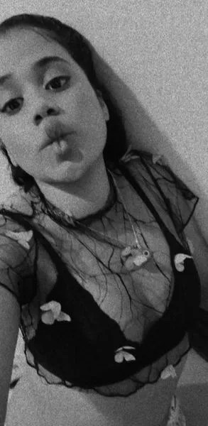 Live sex webcam photo for GenesisWalls #2954282