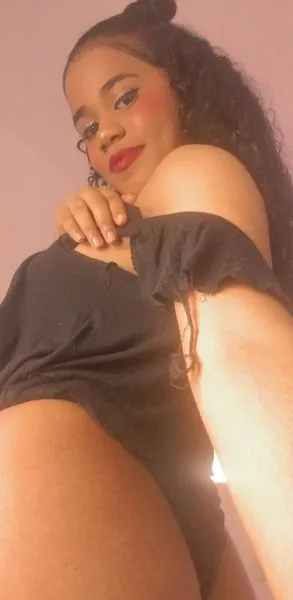 Live sex webcam photo for GenesisWalls #3170271