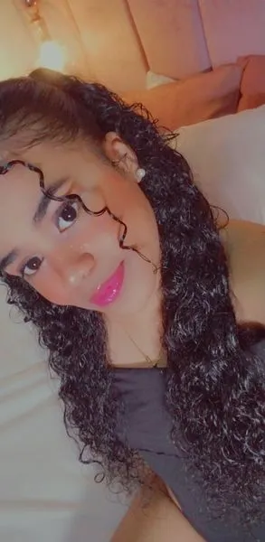 Live sex webcam photo for GenesisWalls #2954279