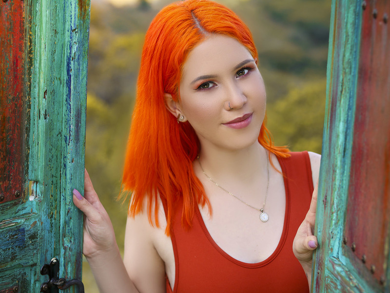 Live sex webcam photo for MeganJocs #3095737