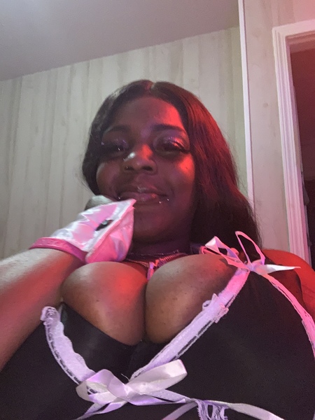 Live sex webcam photo for Xxxzoticlove18 #2787155