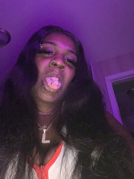 Live sex webcam photo for Xxxzoticlove18 #2787150